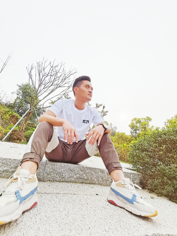 一个人，干净利落的第一张照片--寿宁残疾人相亲网